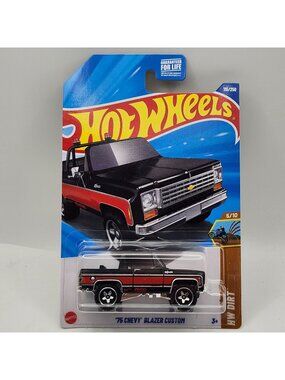 Hot Wheels 75 Chevy Blazer Custom Black HW Dirt 5/10 115/250